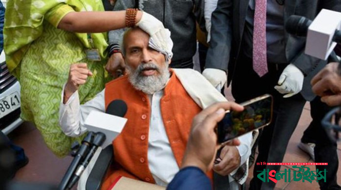 ভারতের পার্লামেন্ট চত্বরে বিজেপি ও কংগ্রেস এমপিদের মধ্যে সংঘর্ষ